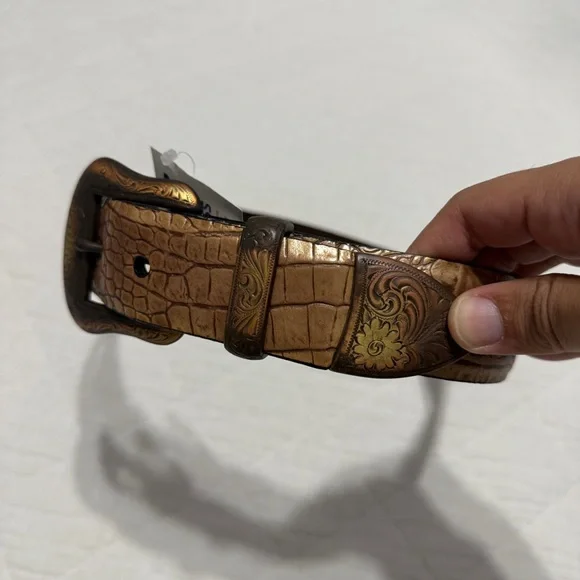 Vintage Bison Genuine Leather Western Belt Men's 30 Crocodile Skin NEW 6043